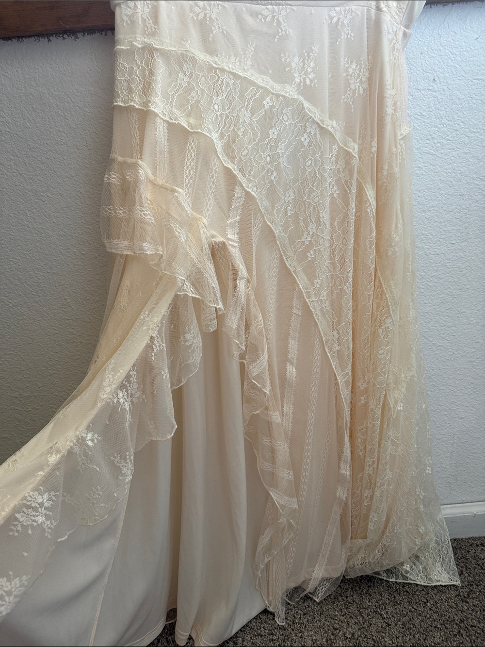 Romantic Cream Lace Ruffle Maxi Skirt - Women's Layered Boho Style - Picture 3 of 7